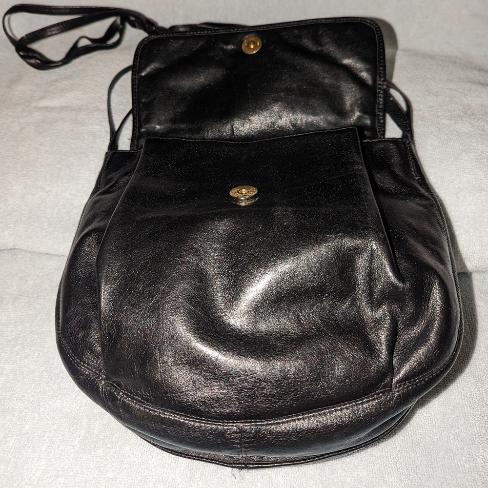 Soft touch by FC & W Designs black crossbody bag. - Picture 6 of 9
